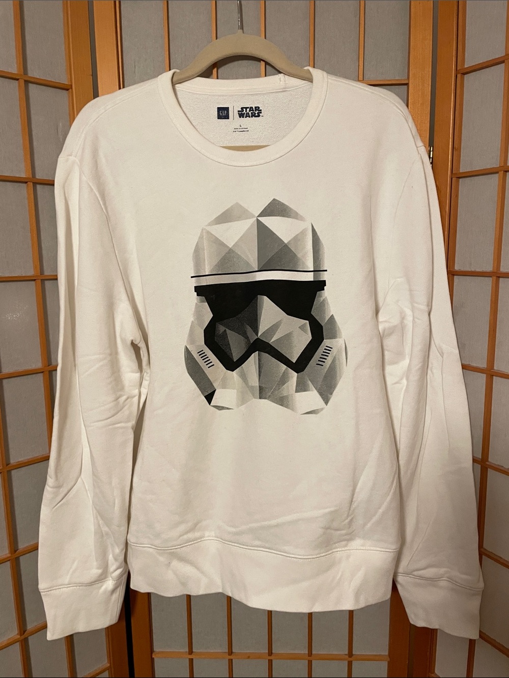 GAP Men’s Size L Star Wars White Crewneck Sweatshirt Geometric Stormtrooper